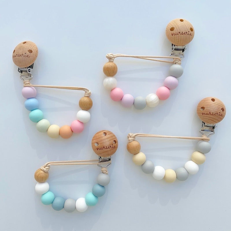 Nurserie - Chewie 2-in-1 Teether/Pacifier Holder – Urban Essentials ...