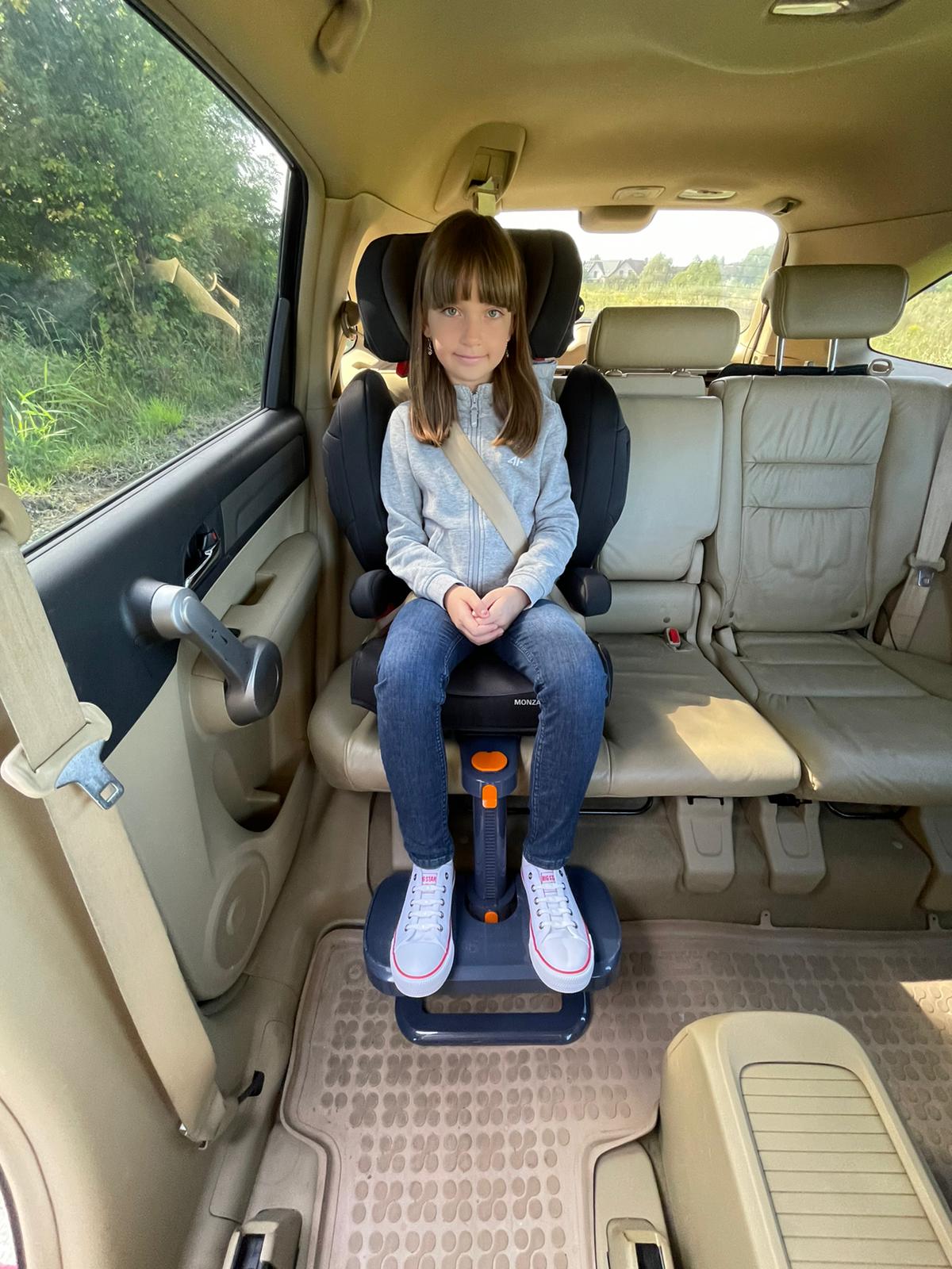  Beberoot Kids Car Seat Foot Rest - Protect Your Kids Knees  with Footrest : Baby