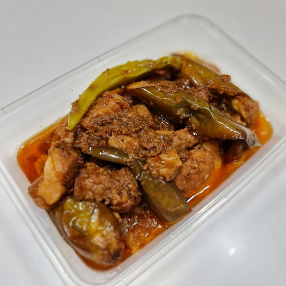 Mama's Pork Binagoongan with Eggplant