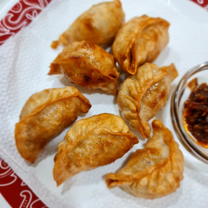 Mama's Pork Gyoza Dumplings (16 pcs)