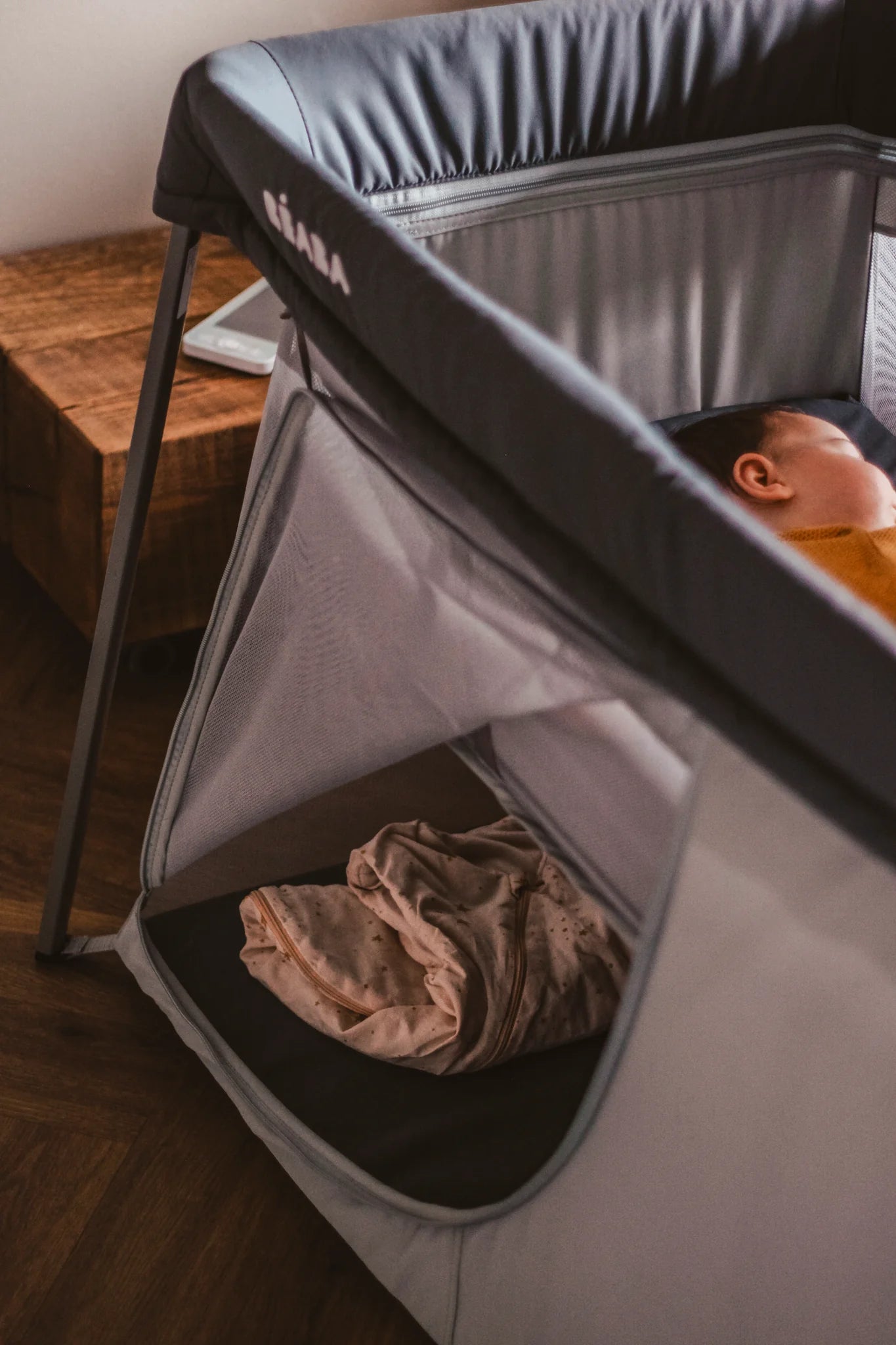 Baby travel deals cot